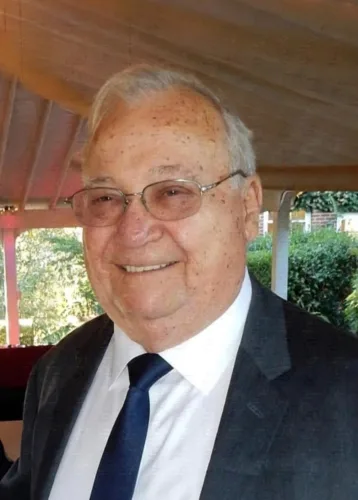 KENNETH HUGGINS